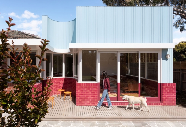 Небольшой, но красочный и необычный дом в Мельбурне